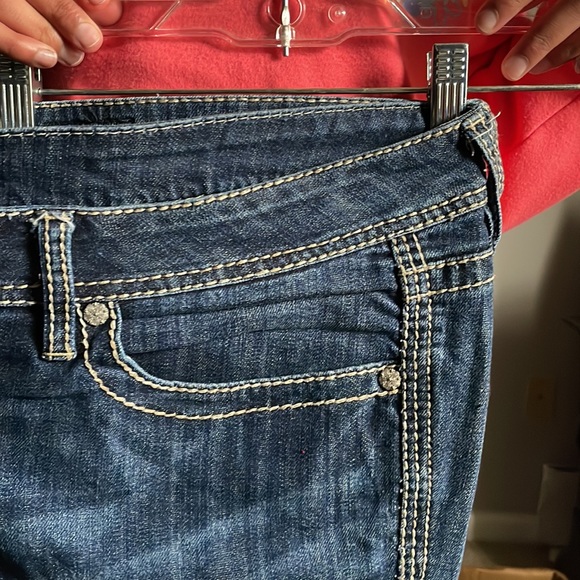 Jeans - Picture 3 of 5